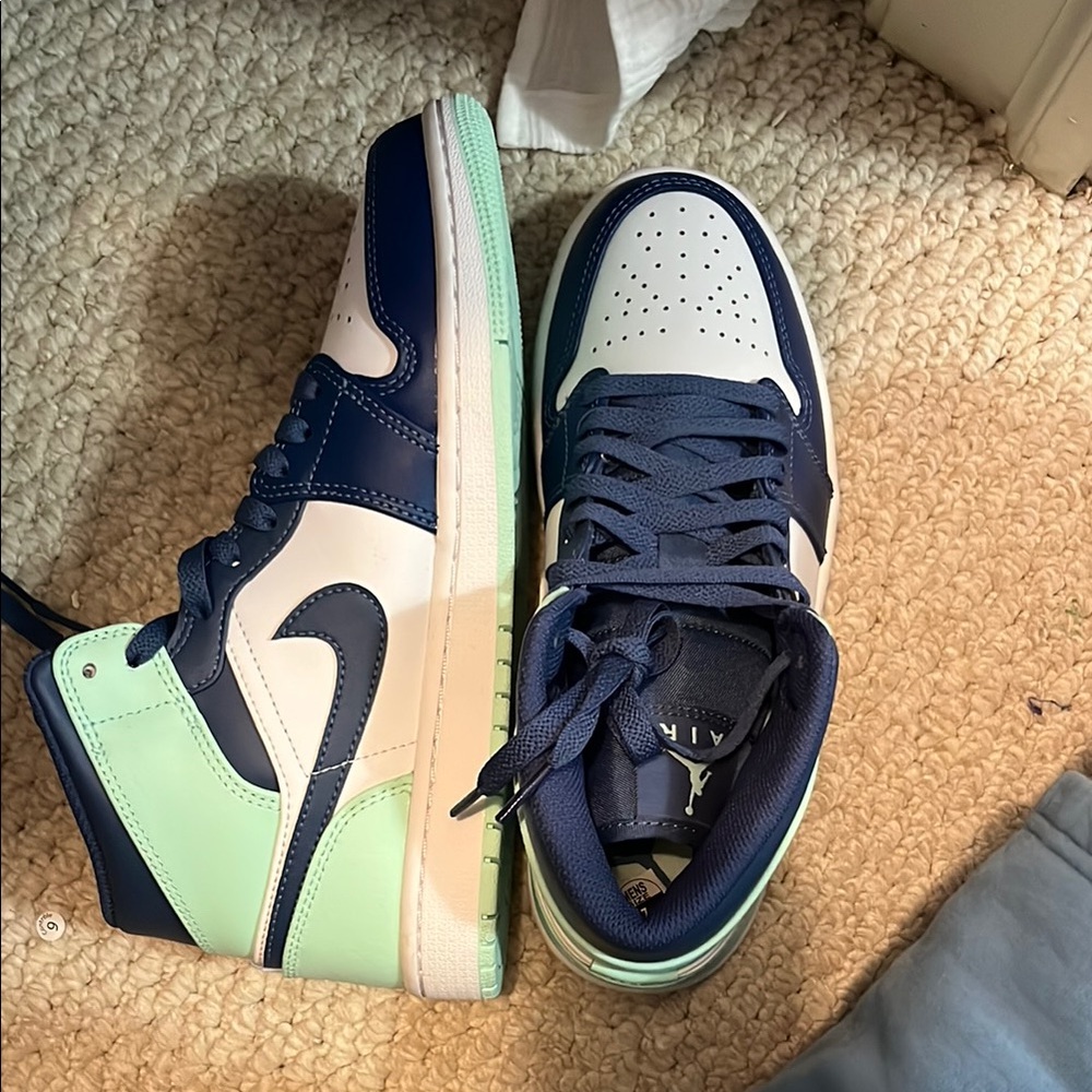 Nike Air Force 1 Navy and Mint Mid-Tops